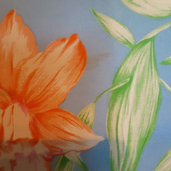 Exquisite Ralph Lauren Silk Floral Watercolour Wrap Around Blouse with Ruffles - Picture 6 of 8